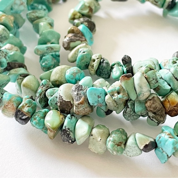 Genuine natural turquoise chip nugget strand necklace - Picture 4 of 7